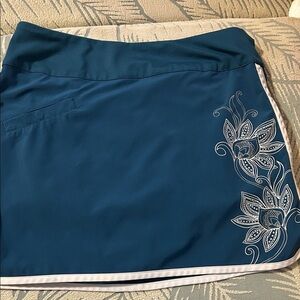 Athleta Teal Skort with White Floral Embroidery